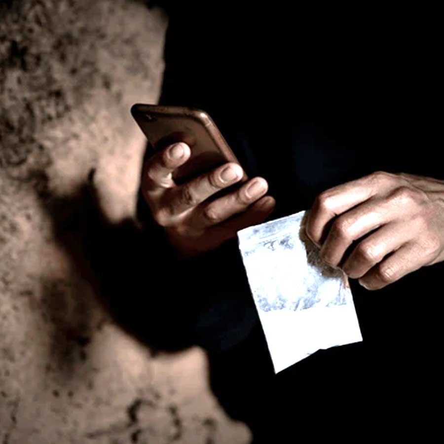 Drug racket busted in Hyderabad, Accused sold drug through dating app dgtl