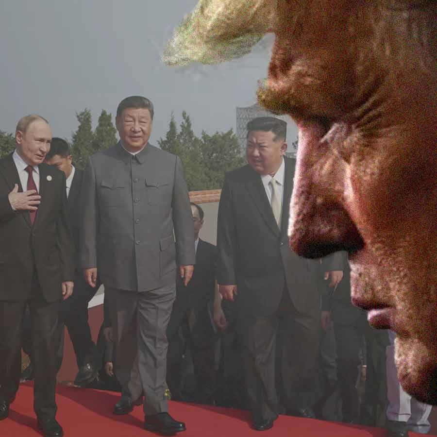 Staged it hoping I was watching, Donald Trump jabs Xi Jinping over China\\\\\\\\\\\\\\\'s huge military show