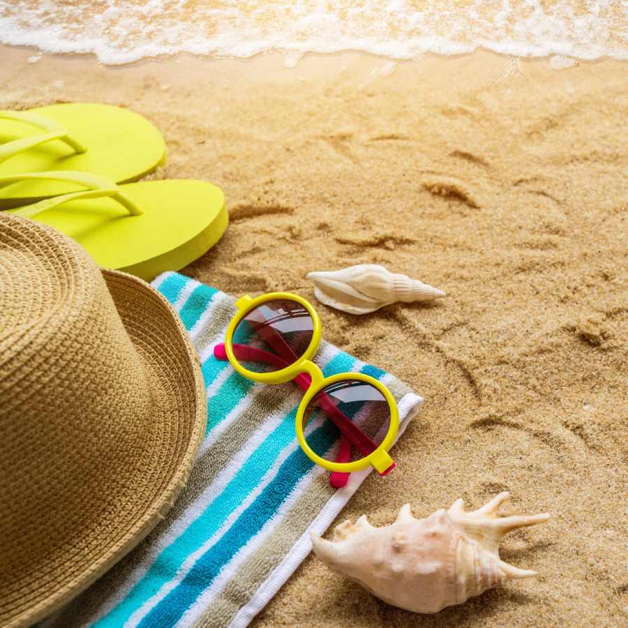 How to tackle sand intrusion into your valuables while traveling to sea beaches dgtl