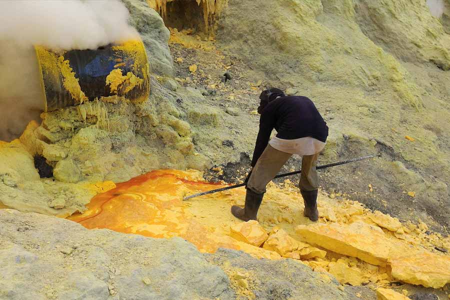 Pakistan turning to the Asian Development Bank for fund after China exits one of the biggest Pakistani project