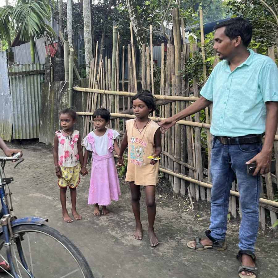A person has taken initiative to educate children and prevent early child marriage and other illegal child activities in Jalpaiguri