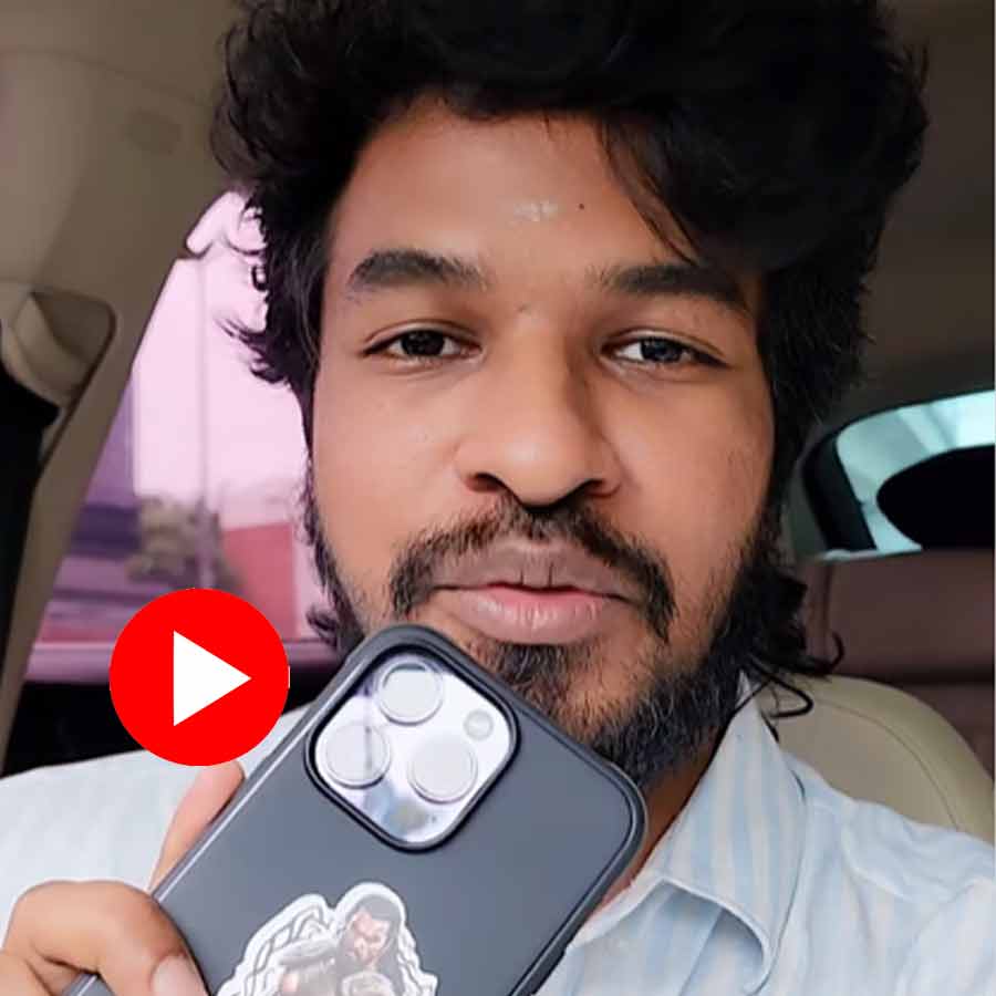 Tamil youtuber lost his phone in UAE and Dubai police returned it back to his Chennai home dgtl