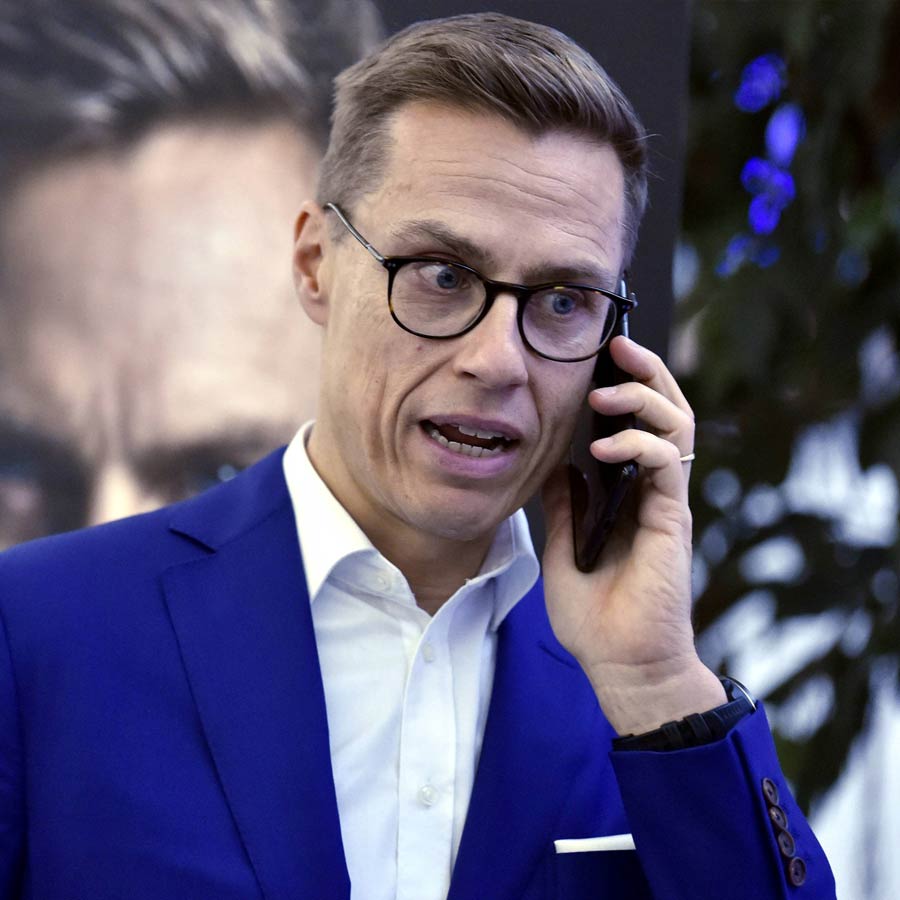 US President Donald Trump gives hint to impose more sanctions on India amid tariff war 