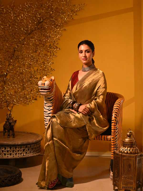 Actress Rukmini Maitra at Art in Life exhibition of CIMA Art Gallery, fashion photoshoot for Durga Puja