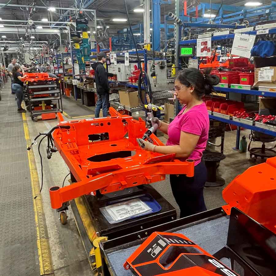 US trade deficit surge rapidly in July 2025 amid Donald Trump's tariff war