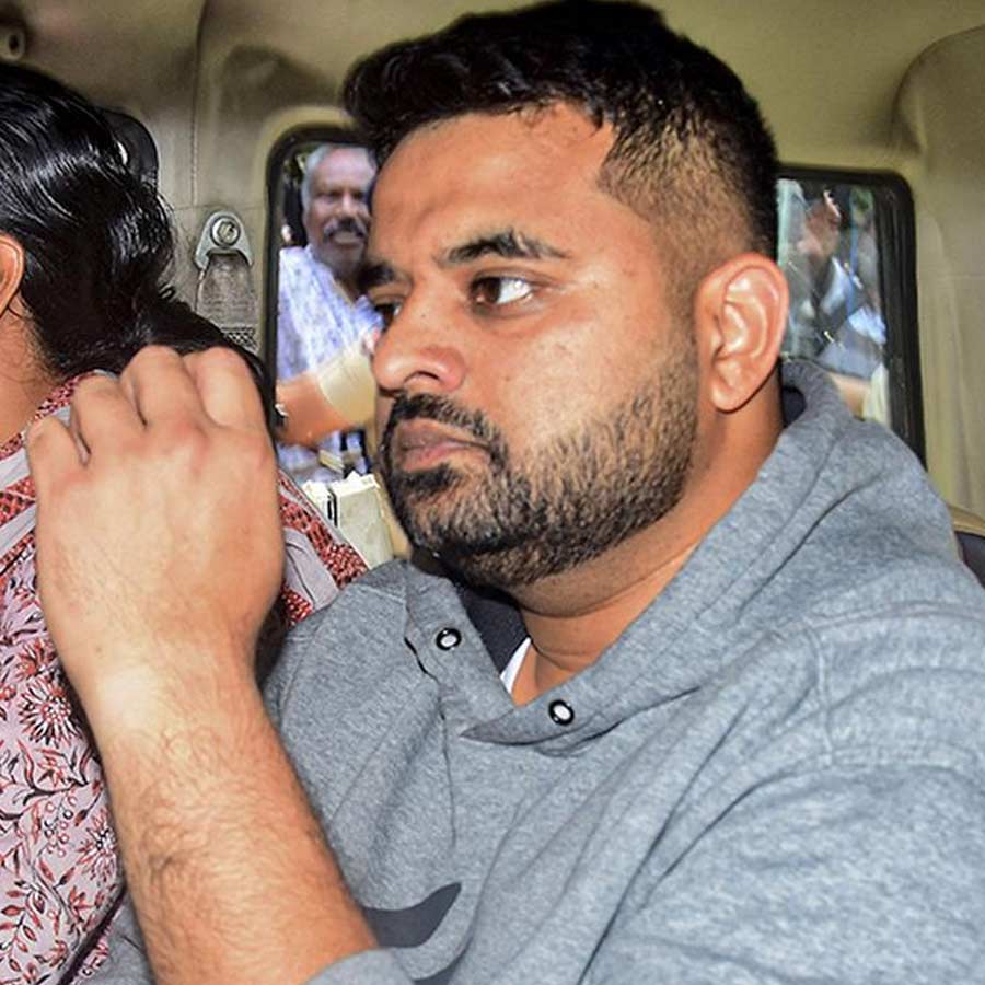 Former MP Prajwal Revanna to work as Clerk in Library in Jail dgtl