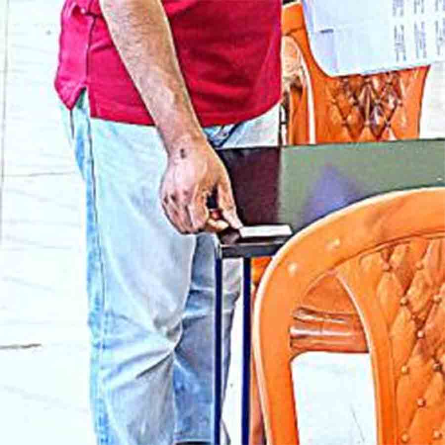 সোমবার থেকে শুরু উচ্চ মাধ্যমিক। নিজস্ব চিত্র