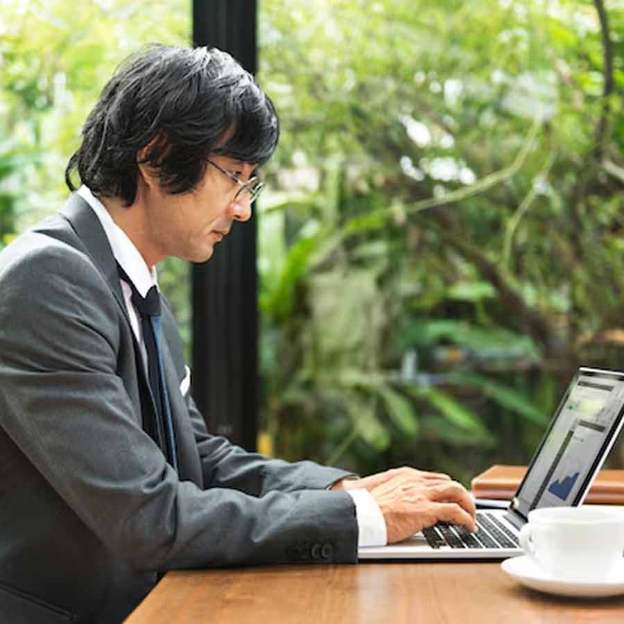 A Japanese Company provides Scary People for rent to resolve problems