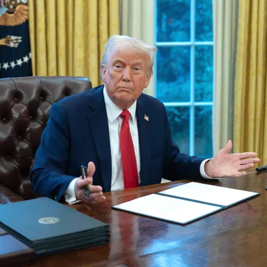 France and Britain wants to secure Ukraine with 10,000 troops, what America is thinking about coalition of the willing