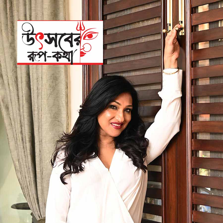 Actress Rituparna Sengupta reveals her beauty secret ahead of Durga Puja 2025 dgtl