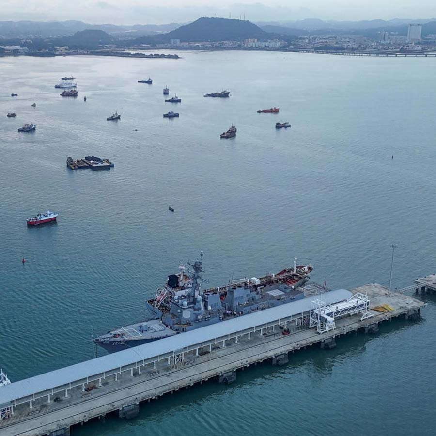 US may strike Caracas drug cartels with F-35 fighter jets which may trigger war with Venezuela 