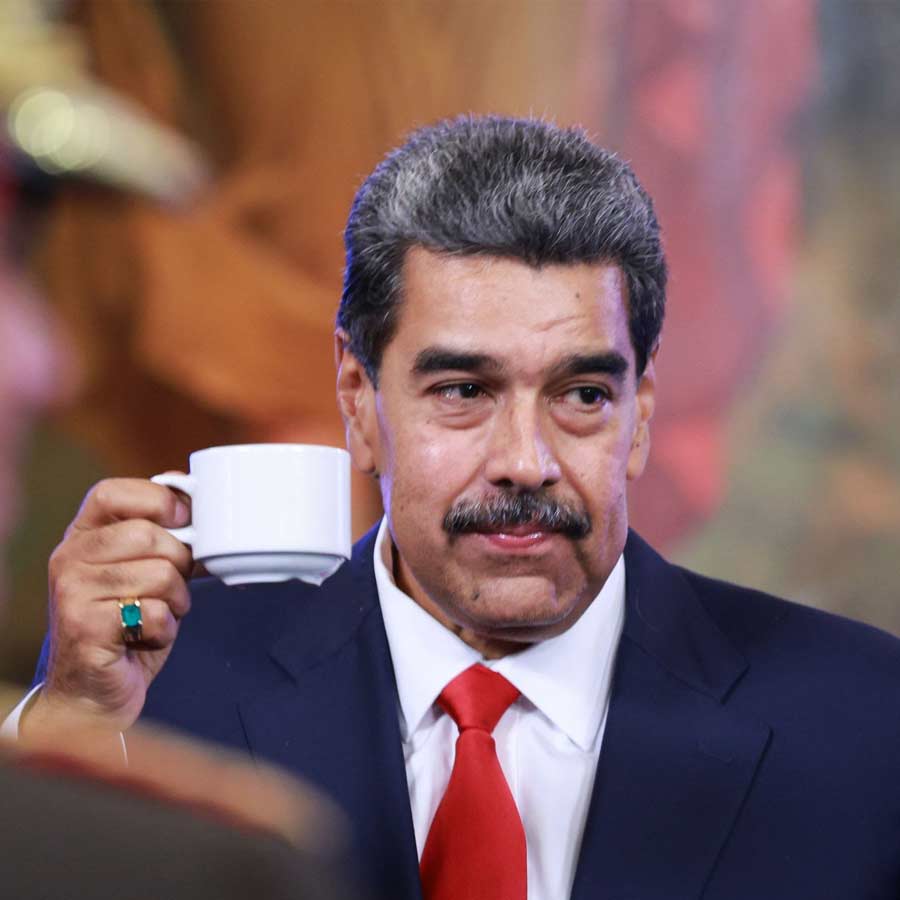 US may strike Caracas drug cartels with F-35 fighter jets which may trigger war with Venezuela 