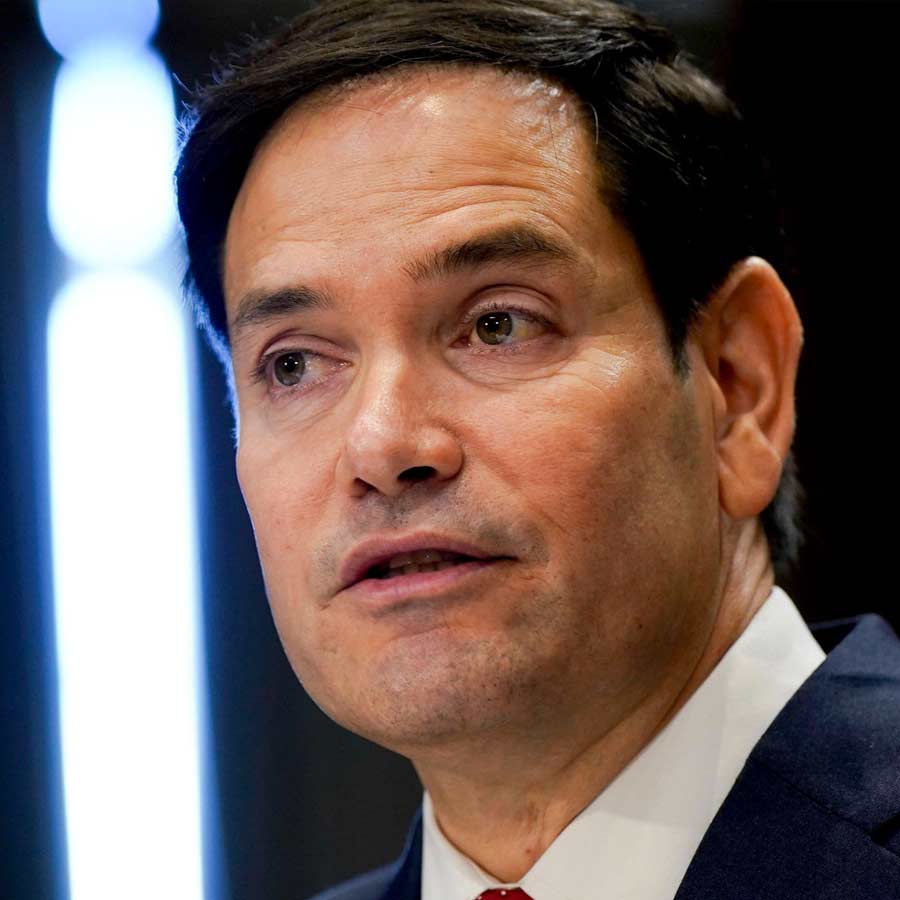 US may strike Caracas drug cartels with F-35 fighter jets which may trigger war with Venezuela 