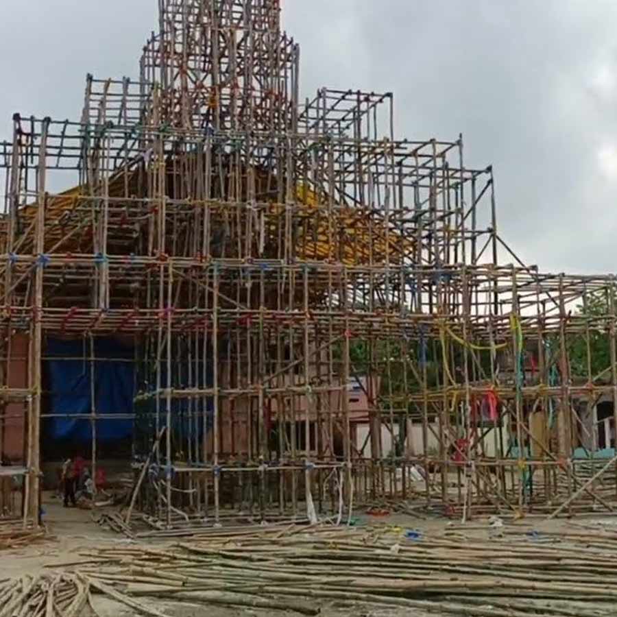 KMC orders to open parks within two weeks after Durga Puja