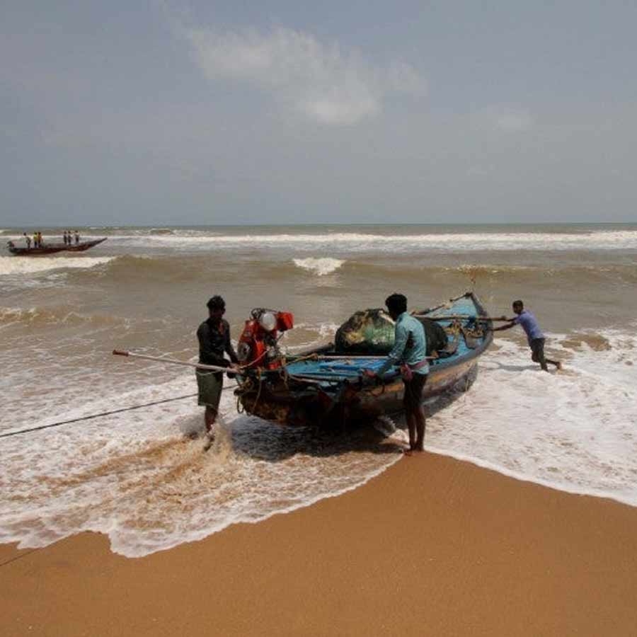 Rain forecast in parts of Darjeeling as temperature soars in Bengal dgtl