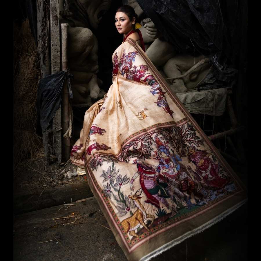 অনুপ্রেরণা হতে পারেন অভিনেত্রী জয়া আহসান, যাঁর শাড়ি-পছন্দে রয়েছে আভিজাত্য আর সহজতার মেলবন্ধন।