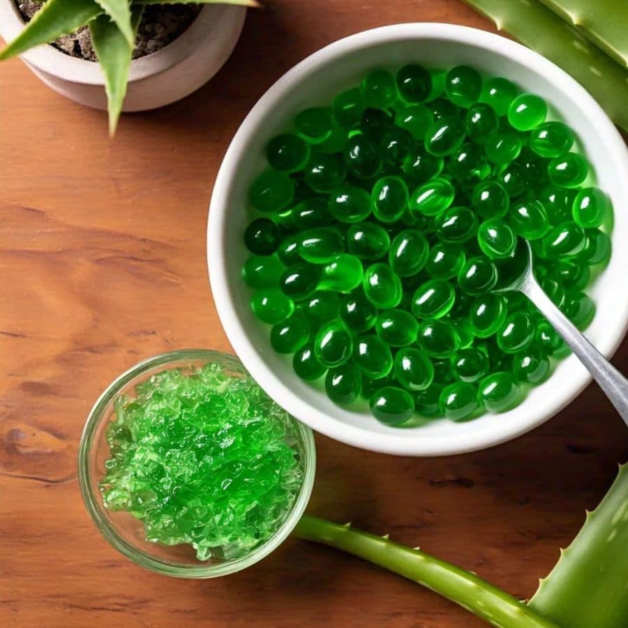 গ্লিসারিন ও ভিটামিন ই: ভিটামিন ই ক্যাপসুল থেকে তরল বার করে গ্লিসারিনের সঙ্গে মিশিয়ে চোখের নিচে বা ত্বকের শুষ্ক অংশে ব্যবহার করলে এটি বলিরেখা এবং শুষ্কতার সমস্যা দূর করতে সাহায্য করে।