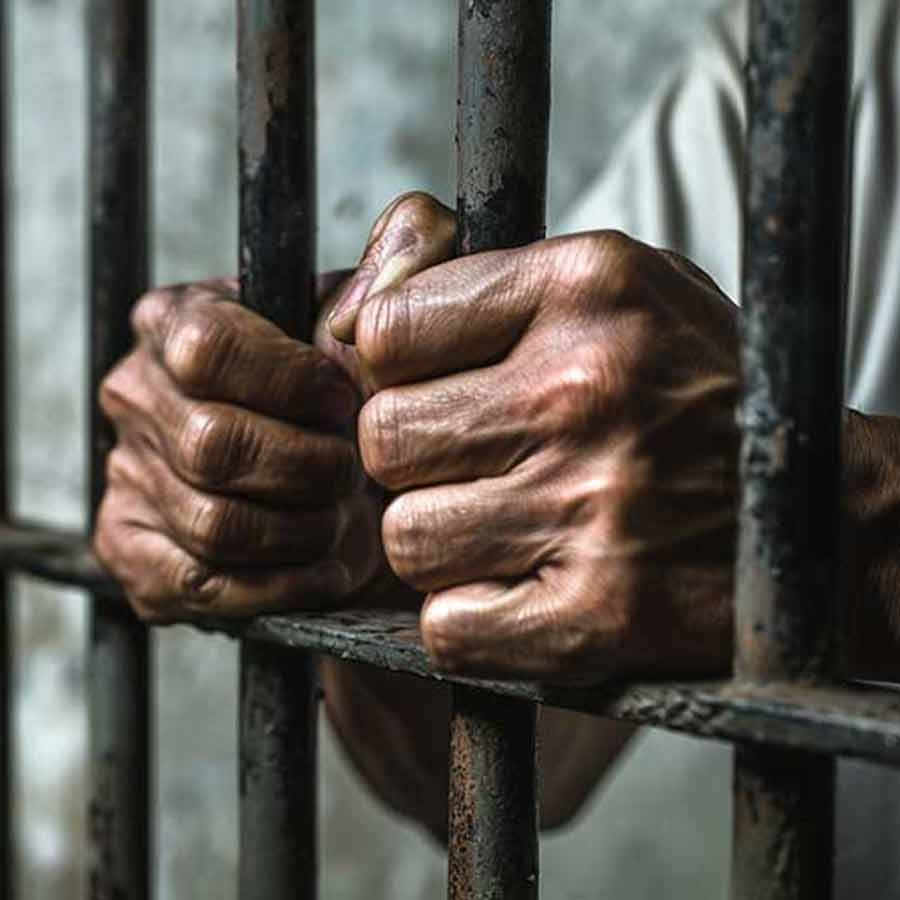 Kannada actor and Murder accused Darshan Thoogudeepa ask for poison in Bengaluru court