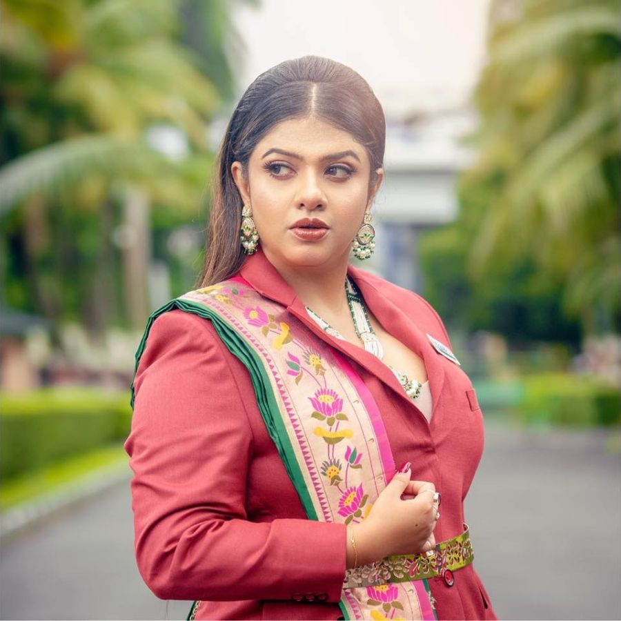 Actress Susmita Roy shares her durgapuja plan dgtl