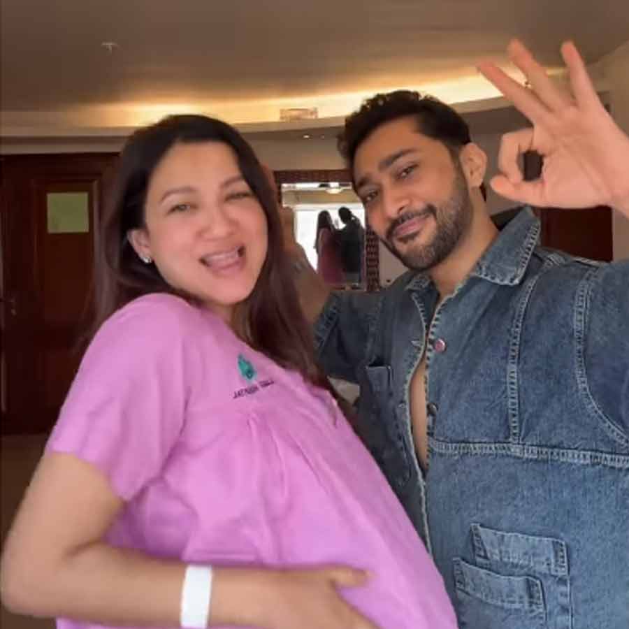Gauahar Khan Dances with Husband Zaid Darbar Before Second Baby, Experts Share Safe Pregnancy Activity Tips dgtl