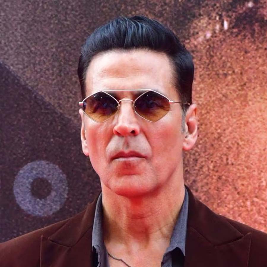 গুটখার কথা শুনেই কী করলেন অক্ষয়? ছবি: সংগৃহীত।