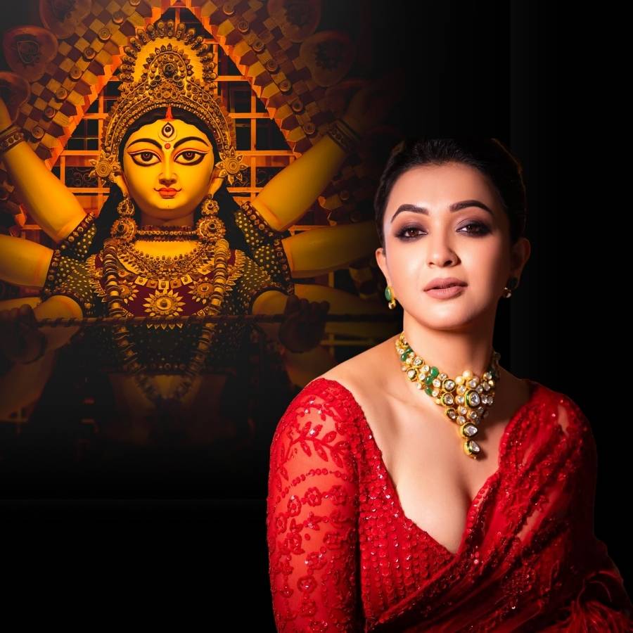 Koushani Mukherjee Shares Her Experience of Performing Mahalaya for the First Time dgtl