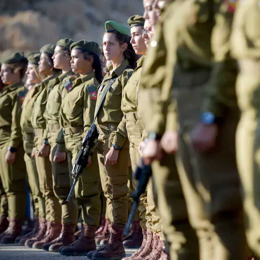 Israel attacked six Islamic countries to destroy Hamas in three days