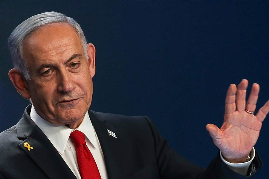 Israel attacked six Islamic countries to destroy Hamas in three days