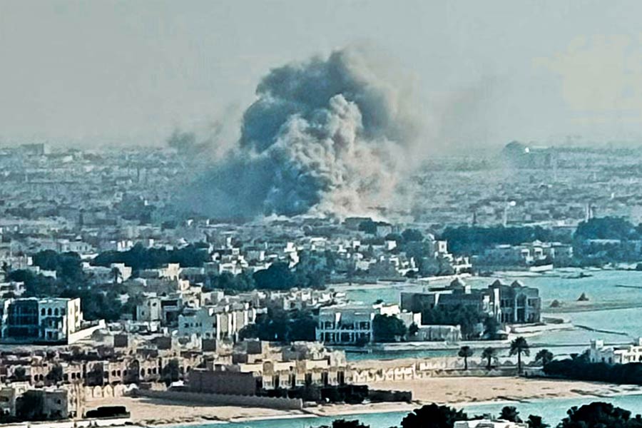 Israel attacked six Islamic countries to destroy Hamas in three days