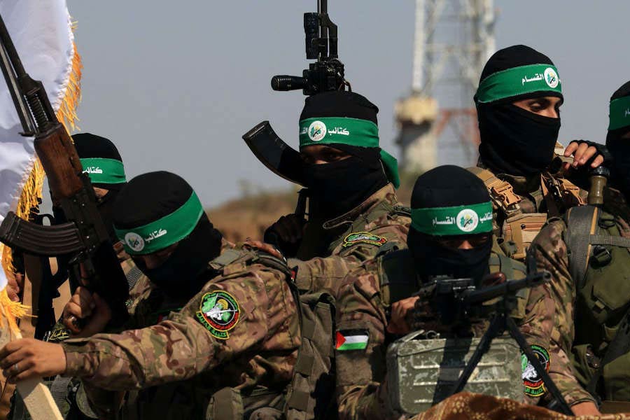 Israel attacked six Islamic countries to destroy Hamas in three days