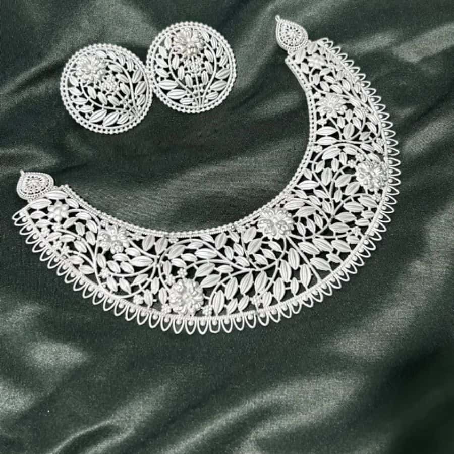 Tips to Make Your Silver Jewelry Shine Bright Before Puja dgtl