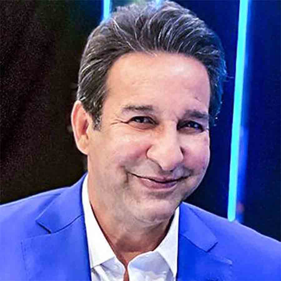 Wasim Akram thinks facing Varun Chakravarthy and Kuldeep Yadav will be a tough job for Pakistan in Asia Cup 2025