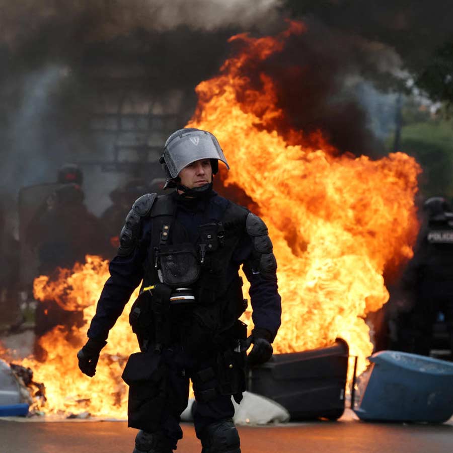 France erupted in massive protests under Block Everything banner due to huge debt and economic crisis