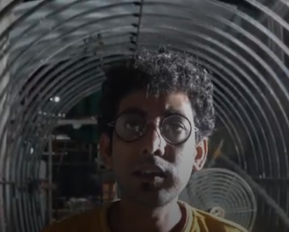 থিম ভাবনা নিয়ে কথা বলেছেন রাজনারায়ণ সাঁতরা। যিনি এ বারের আয়োজনে সহশিল্পী হিসাবে নিযুক্ত রয়েছেন।