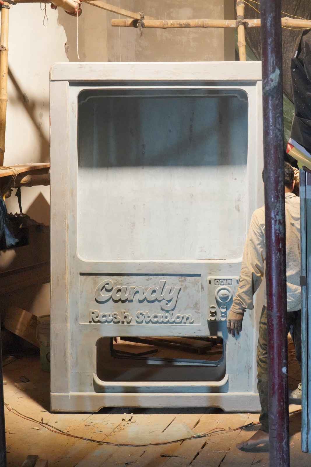 কিন্তু, বিংশ শতকের বঙ্গদেশে যখন অশান্তির আগুন ছড়িয়েছিল, তখন সেই আগুন আমবাঙালির ঘর পর্যন্ত পৌঁছে গিয়েছিল। 