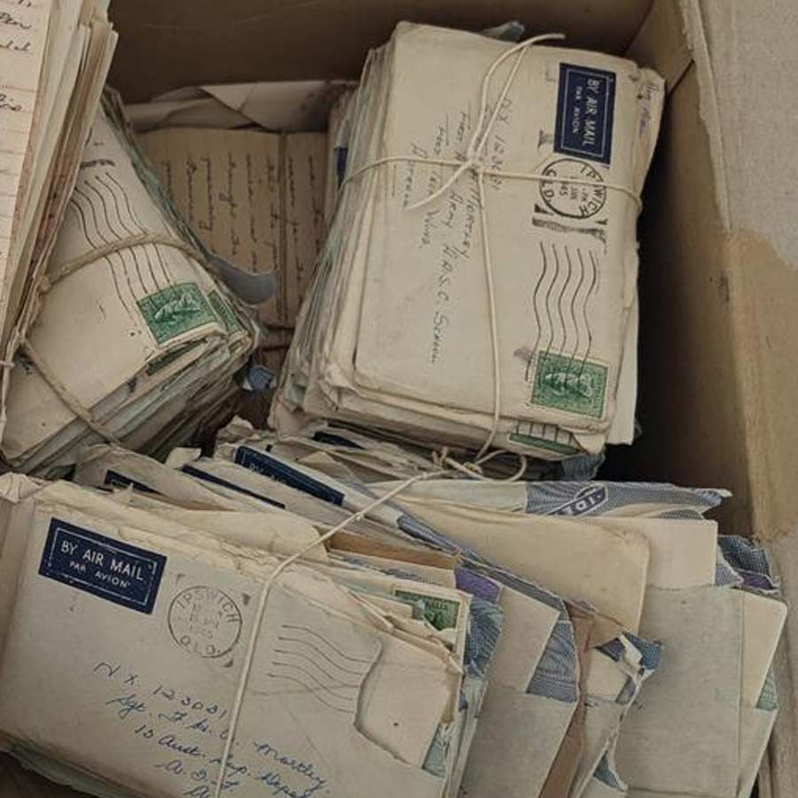 Son discovers how his Parents fell in love during World War 2 through 500 letters