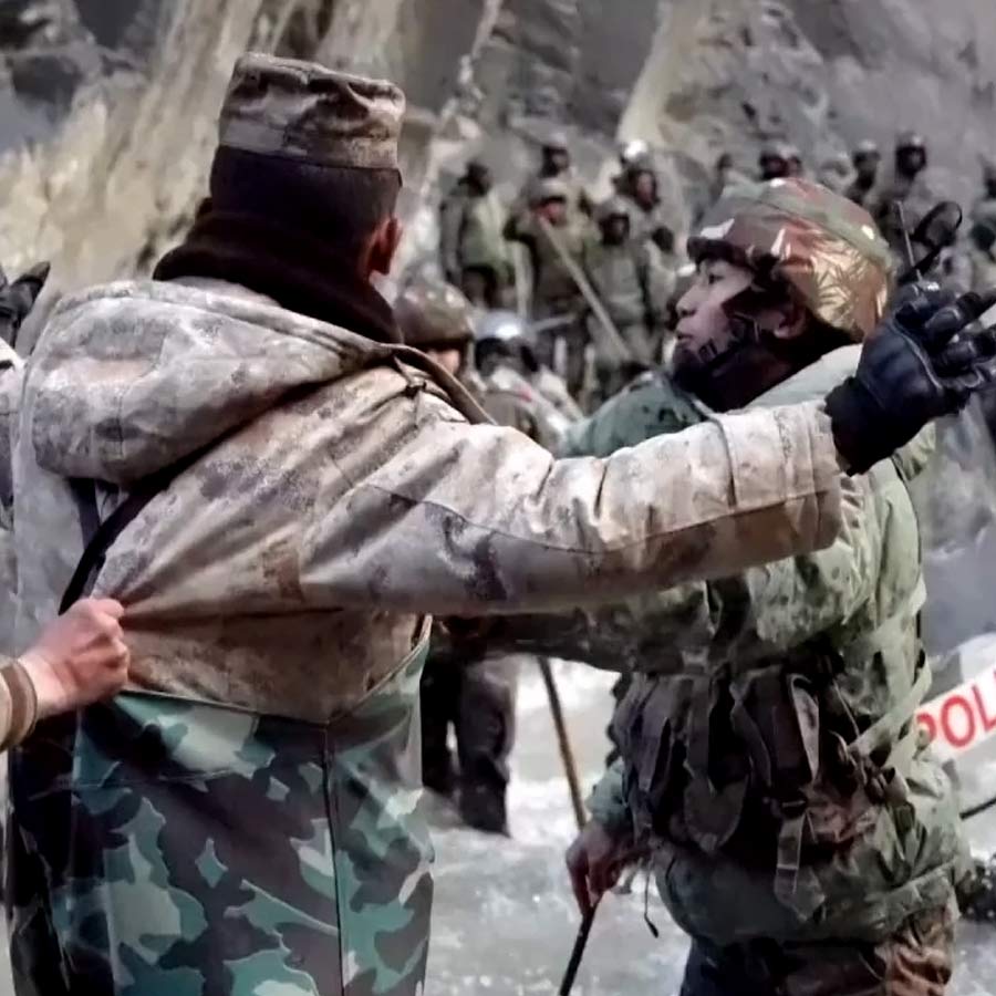 US Senator says China used electromagnetic weapons to literally melt Indian soldiers during Galwan clash