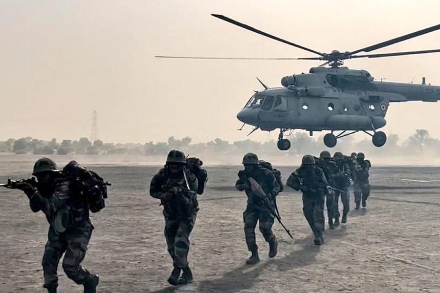 US Senator says China used electromagnetic weapons to literally melt Indian soldiers during Galwan clash