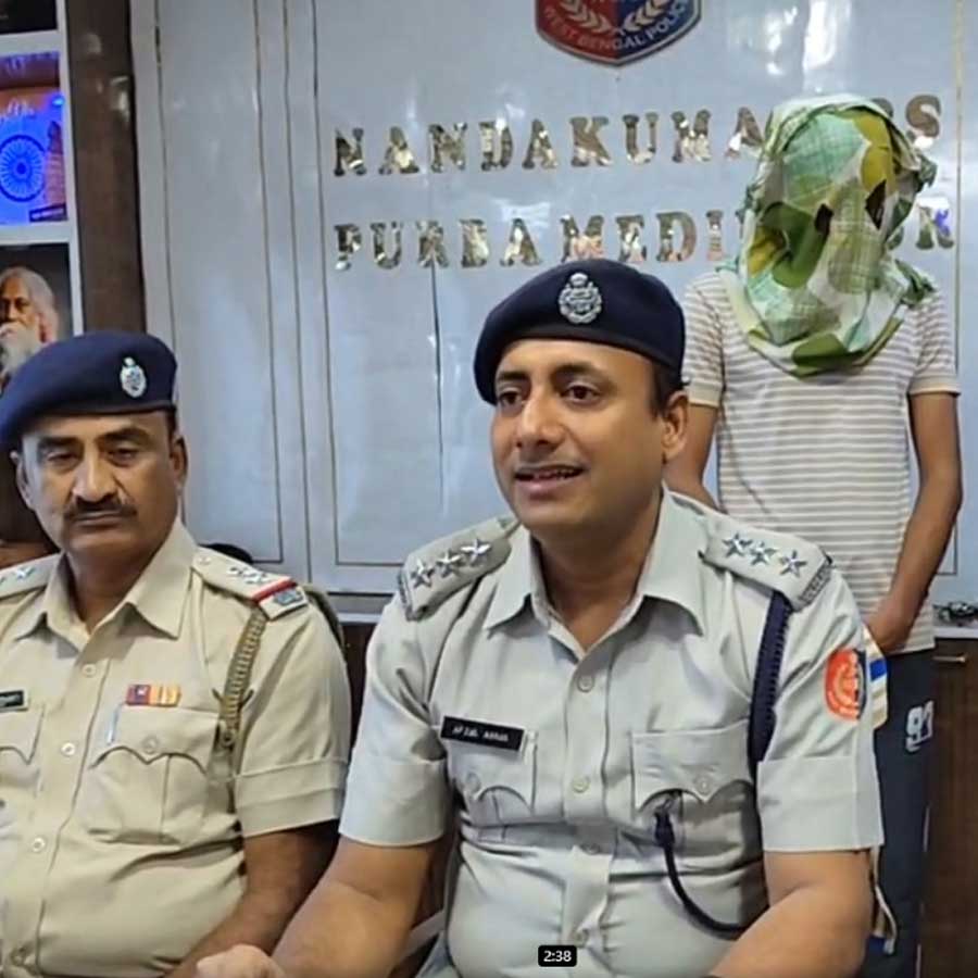 Nandakumar ps arrested one person for allegedly looting money from ATM dgtld