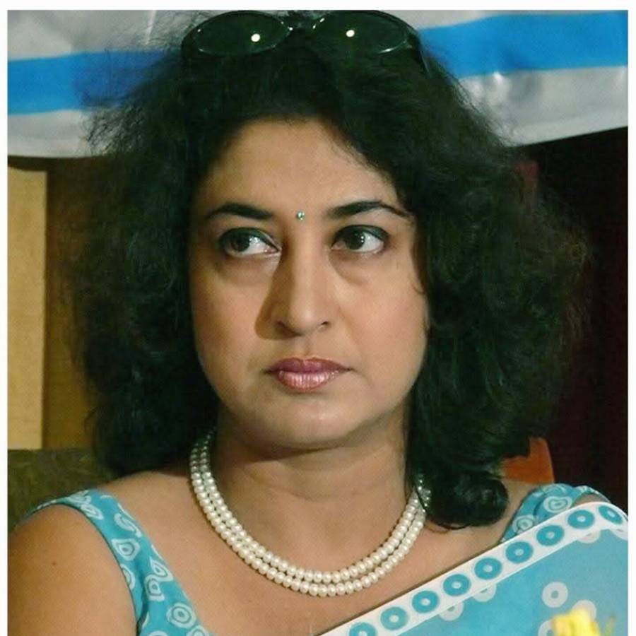 How was Satabdi Roy not allowed to work in Tarun Majumdar's film dgtl