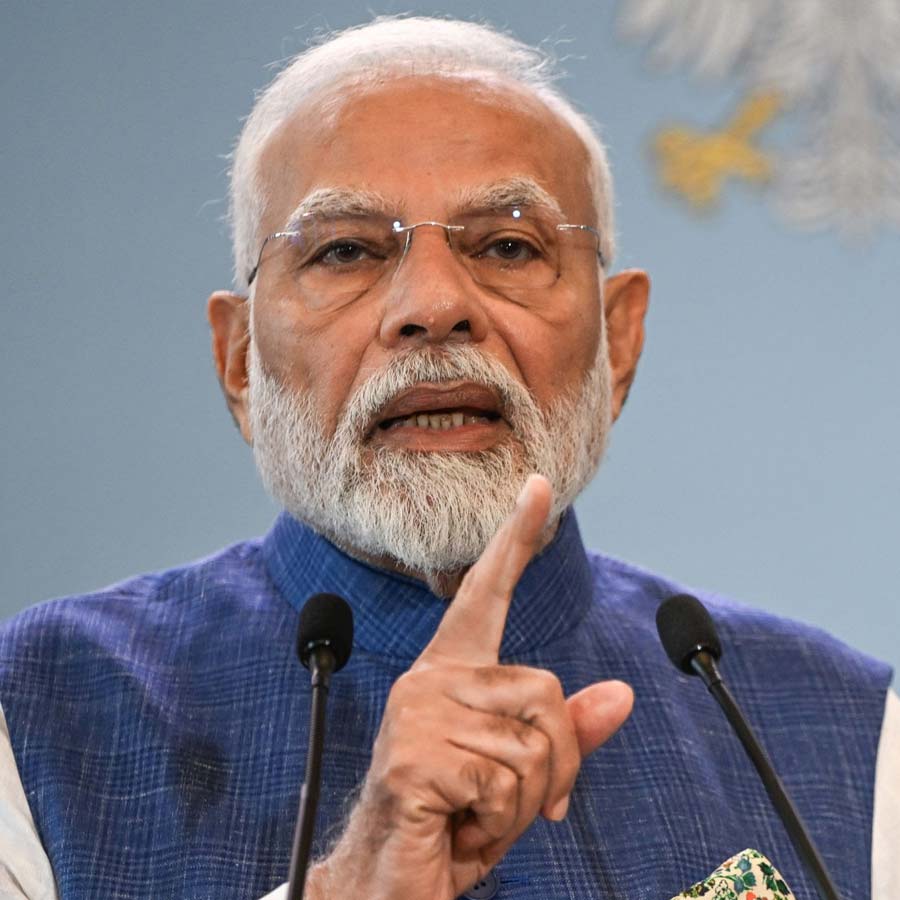 US President Donald Trump putting pressure on G-7 and NATO to impose tariff on China and India 