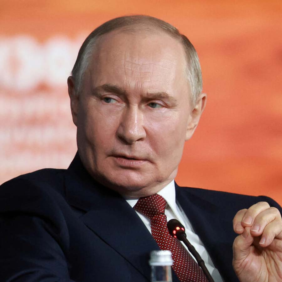 US President Donald Trump putting pressure on G-7 and NATO to impose tariff on China and India 