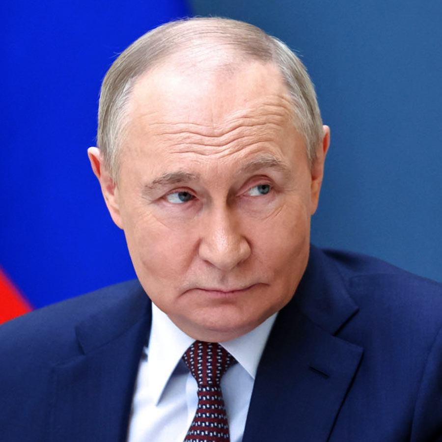 US President Donald Trump putting pressure on G-7 and NATO to impose tariff on China and India 