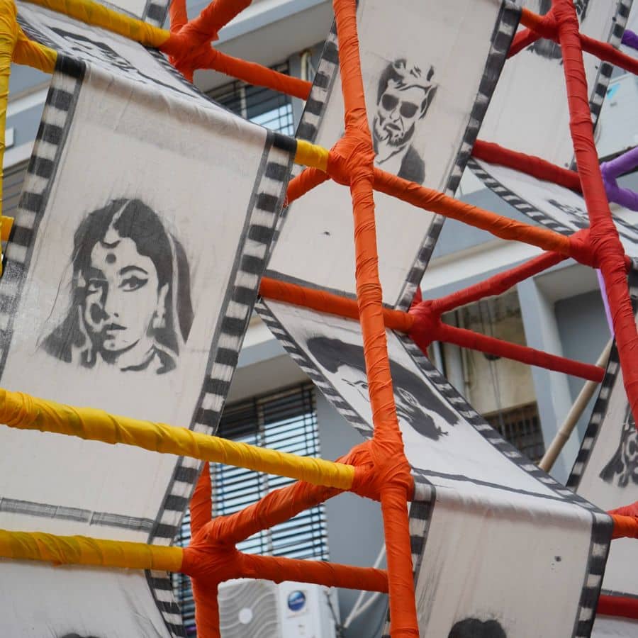 তিনি এই বিষয় আরও বললেন, “বায়োস্কোপ এমন একটা যন্ত্র, যেটা গ্রাম বাংলার এক সময়ের বিনোদনের এক মাত্র মাধ্যম ছিল। তখন সিনেমা তো আর সবার পাড়ায় পাড়ায় ছিল না, বা সবার কাছে সিনেমা পৌঁছতে পারত না।” 