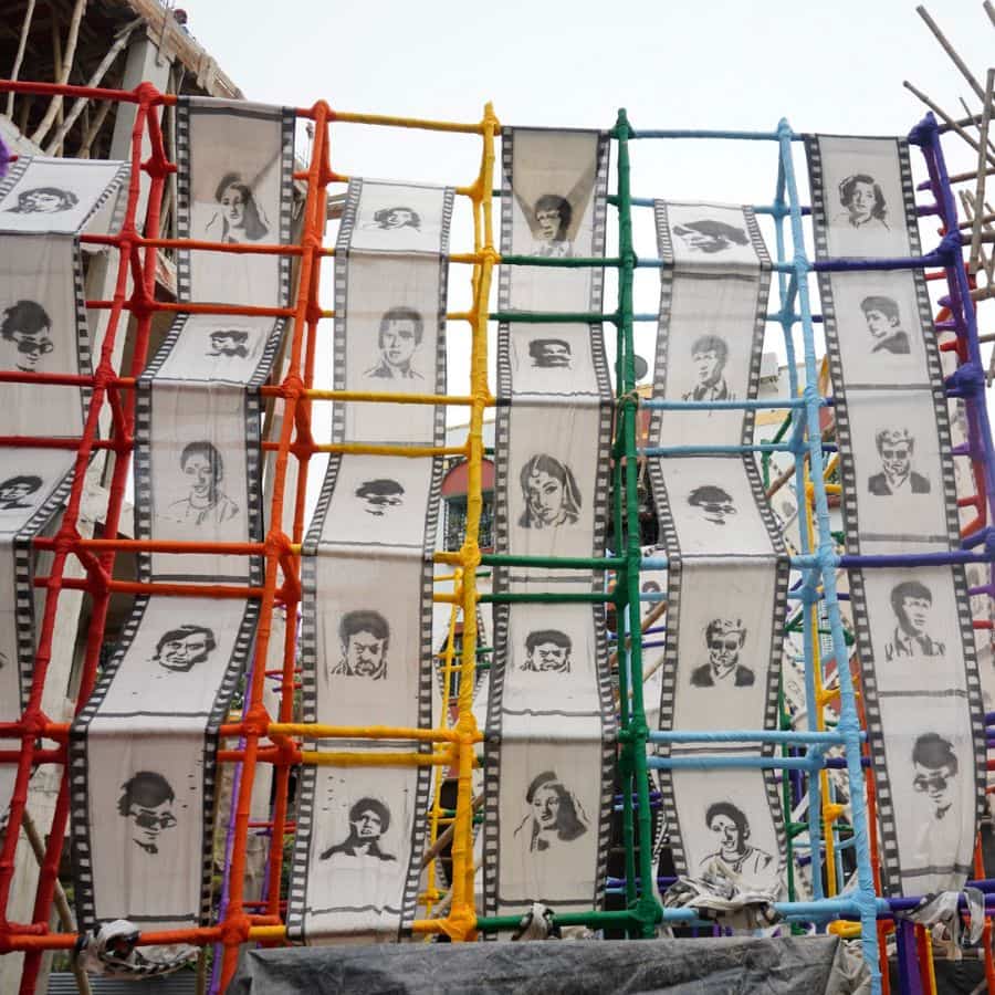 “এক সময় গ্রাম বাংলায় সিনেমা দেখার এক মাত্র মাধ্যম ছিল এই বায়োস্কোপ। তো এই মেশিনটা আজকের দিনে বিলুপ্ত, নতুন প্রজন্ম হয়তো জানেই না যে বায়োস্কোপ কী।” 