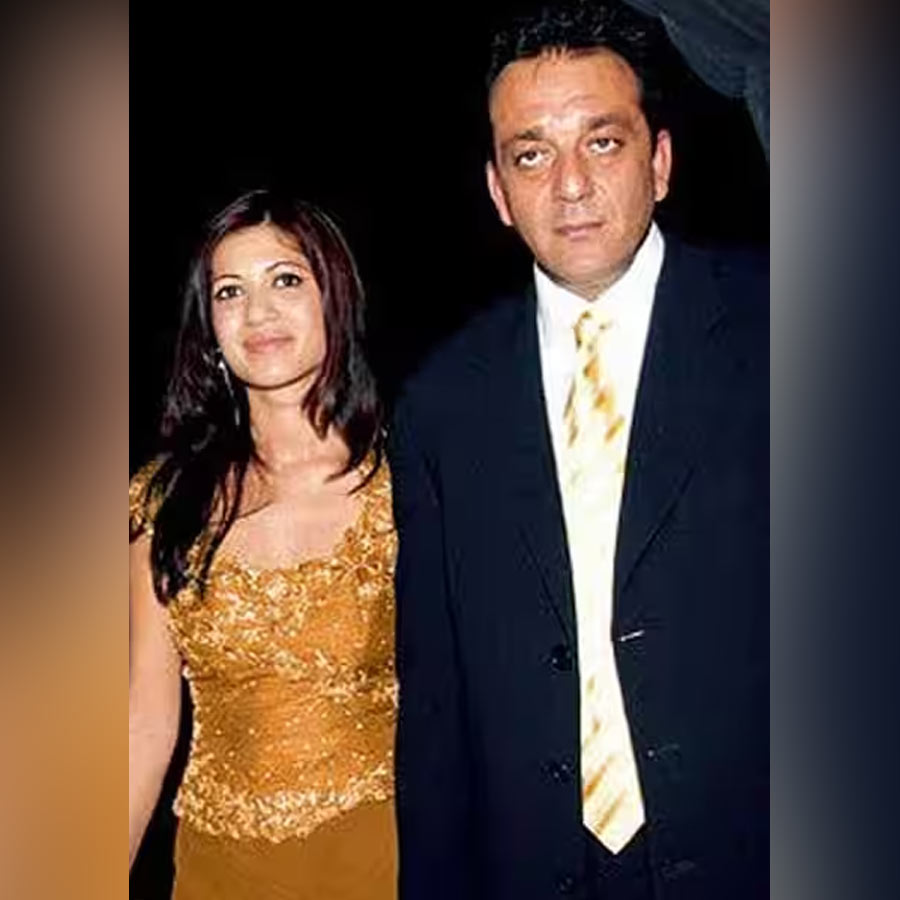 Know about Sanjay Dutt and Nadia Durrani alleged affair