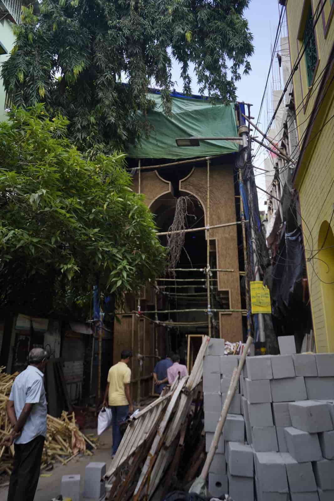 এই ভাবনার বিষয়ে মধু সাহা বলেন, “এটা খুব সম্ভবত আমরা কলকাতায় প্রথম করলাম। এটা একটা অভিনবত্ব যা আমরা দেখাতে চলেছি এ বার।” 