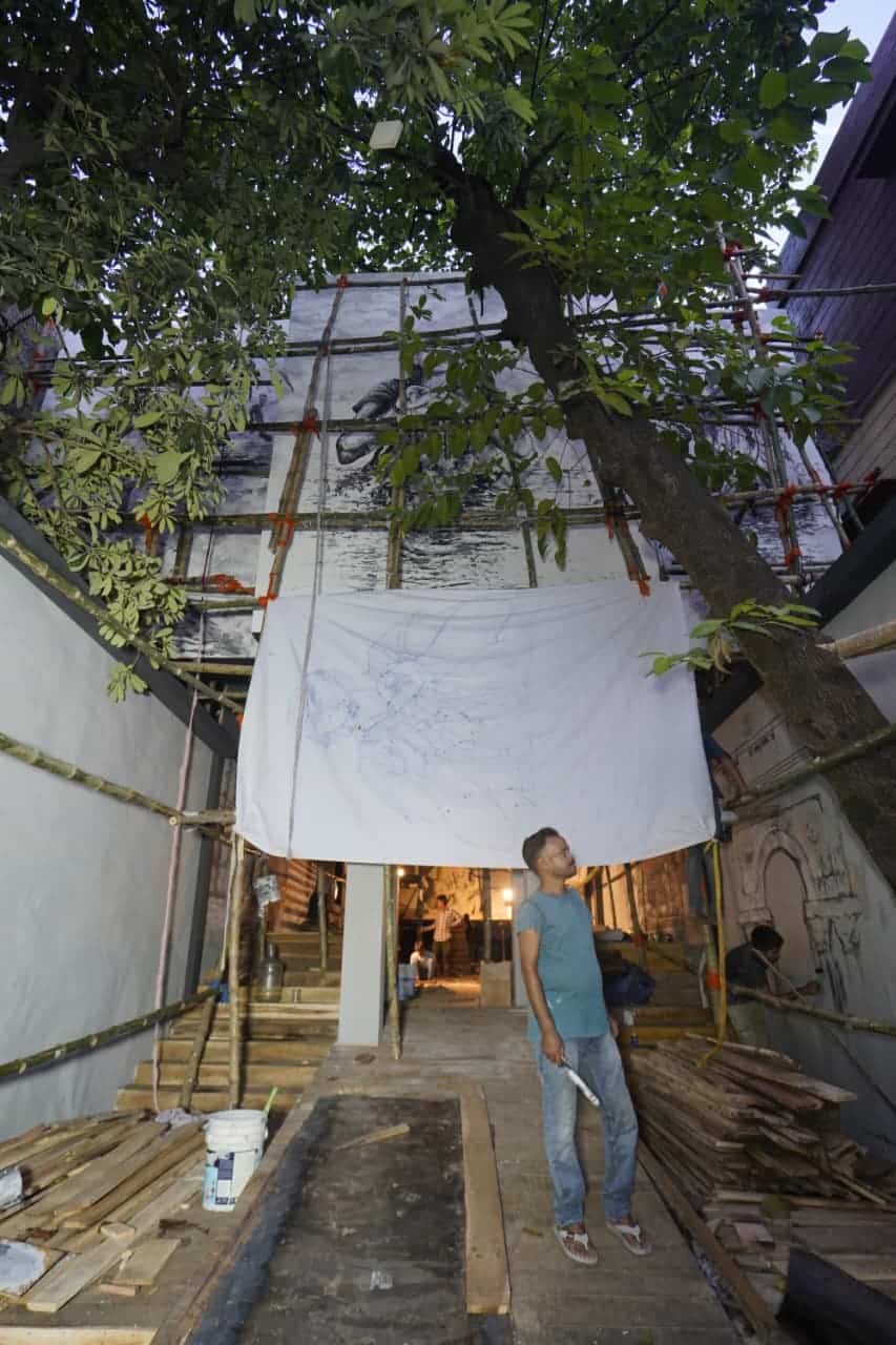 তবে মূল ভাবনা, নকশা ও উপস্থাপনায় নেতৃত্বে রয়েছেন তাপস ও থমাস। উত্তর কলকাতার ঘাটের ইতিহাস ও স্থাপত্য বৈশিষ্ট্যকে তুলে ধরাই তাঁদের উদ্দেশ্য।