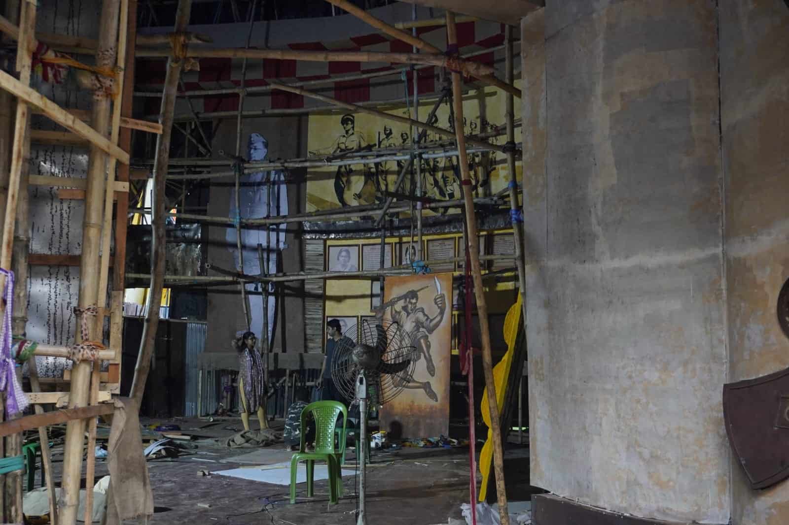 ৫। সেই সবই ঘুরে দেখল আনন্দবাজার ডট কম। 