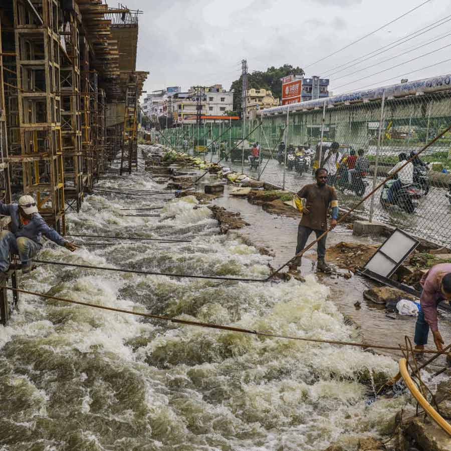 A few people are missing due to heavy rainfall in Hyderabad